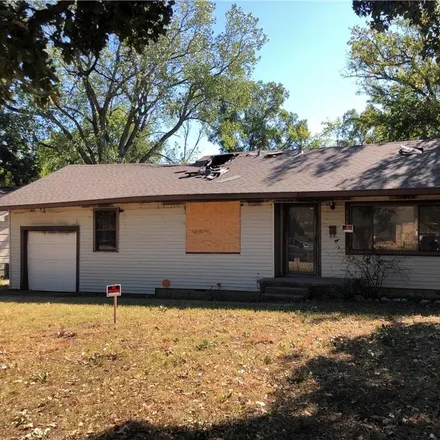 Buy this 2 bed house on 100 Maxwell Drive in Pauls Valley, OK 73075