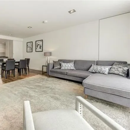 Rent this 2 bed room on 155-167 Fulham Road in London, SW3 6SD