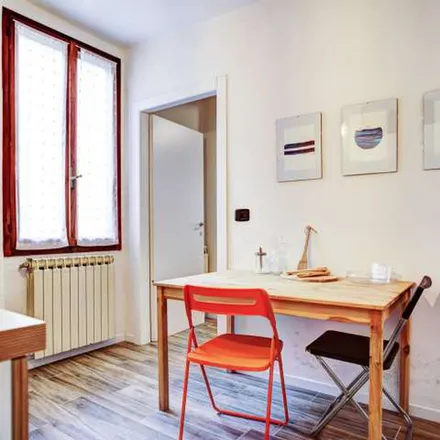 Image 8 - Via Broccaindosso, 34, 40125 Bologna BO, Italy - Apartment for rent