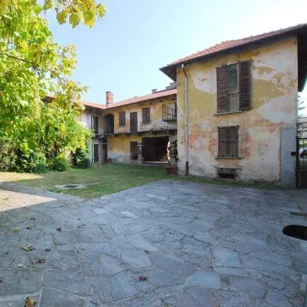 Buy this 6 bed house on Chiesa di Santa Maria Assunta in Piazza Libertà 1, 21010 Golasecca VA