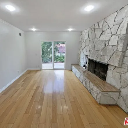 Image 3 - 2969 Greenwich Road, Glendale, CA 91206, USA - House for sale