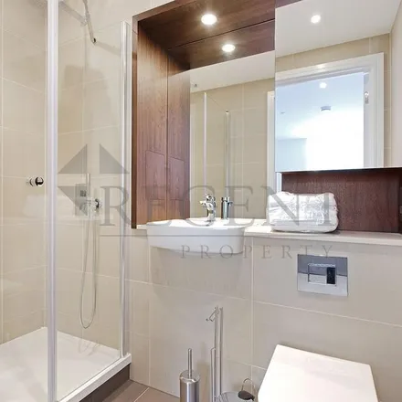 Image 7 - 9 Harbour Way, Canary Wharf, London, E14 9AN, United Kingdom - Apartment for rent