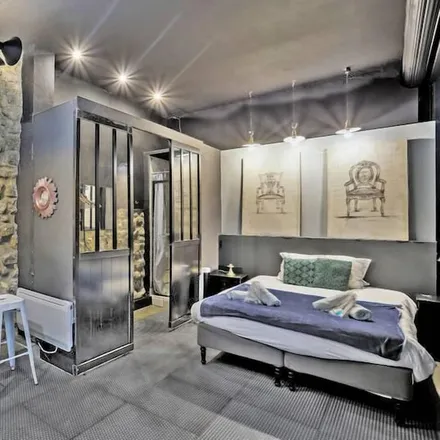 Rent this studio apartment on Rue du Temple in 75003 Paris, France