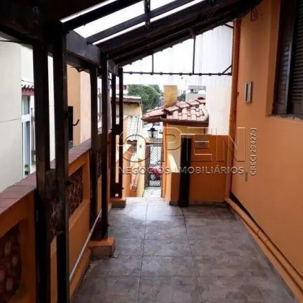 Rent this 2 bed house on Rua Adolfo Bastos in Vila Alice, Santo André - SP