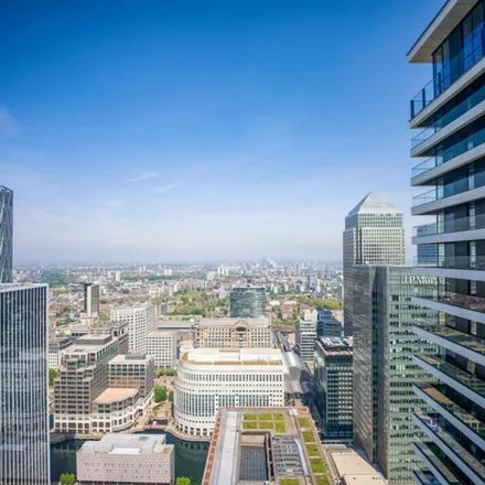 Image 4 - Hobart Building (Wardian West), 2 Wards Place, Canary Wharf, London, E14 9LE, United Kingdom - House for sale