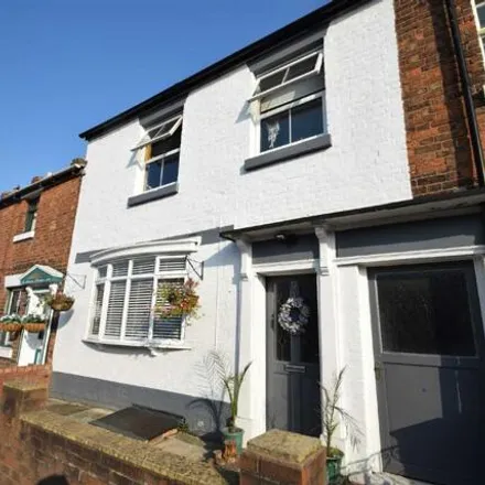 Buy this 3 bed townhouse on Beacalls Lane in Castlefields, Derbyshire