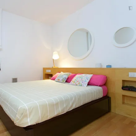 Rent this 2 bed apartment on Carrer de València in 113, 08036 Barcelona