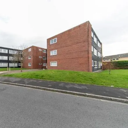 Buy this 1 bed apartment on Wharfedale Court in Chester Avenue, Poulton-le-Fylde