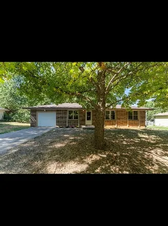 Rent this 1 bed room on 119 South Cottonwood Avenue in Republic, MO 65738