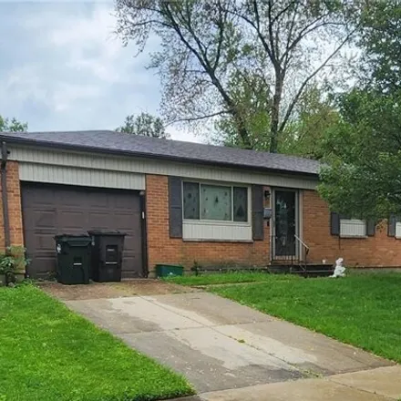 Buy this 3 bed house on 340 Ellenwood Drive in West Carrollton, OH 45449