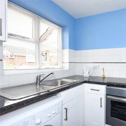 Rent this 1 bed townhouse on 8 Colmworth Close in Reading, RG6 4DZ