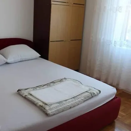 Image 3 - 51250, Croatia - Apartment for rent