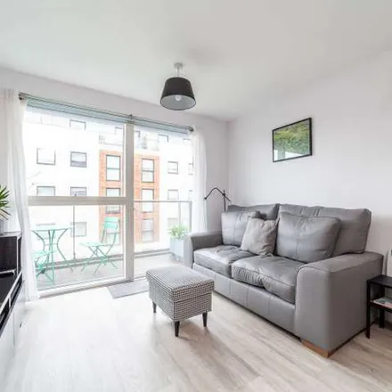 Rent this 1 bed apartment on Pump House Crescent in London, TW8 0HA