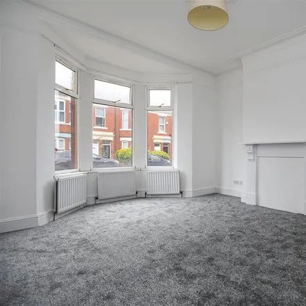 Rent this 2 bed apartment on Simonside Terrace in Newcastle upon Tyne, NE6 5LA