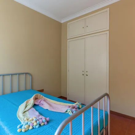 Rent this 4 bed apartment on Rua de Moçambique in 4425-296 Pedrouços, Portugal