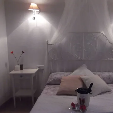 Rent this 3 bed house on 07850 Santa Eulària des Riu