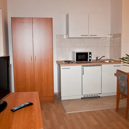 Rent this 1 bed apartment on Gutleutstraße 145 in 60327 Frankfurt, Germany