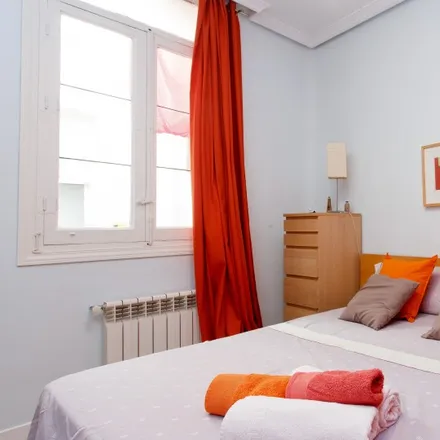 Image 9 - Calle de Gutenberg, 16, 28014 Madrid, Spain - Apartment for rent