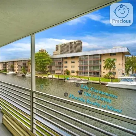Image 3 - 3725 Northeast 169th Street, Eastern Shores, North Miami Beach, FL 33160, USA - Condo for rent