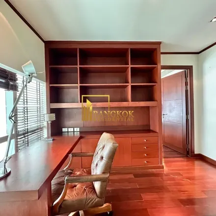 Rent this 1 bed apartment on Cafe Des Arts in Soi Sukhumvit 31, Asok