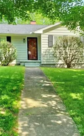 Buy this 2 bed house on 8 Deanwood Circle in Buena Vista, Asheville