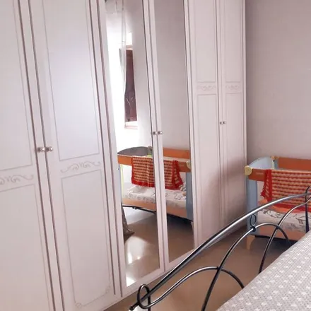 Rent this 1 bed apartment on 52026 Castelfranco Piandiscò AR