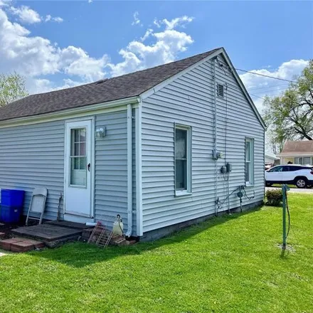 Image 3 - 163 Marion Street, Jerseyville, IL 62052, USA - House for sale