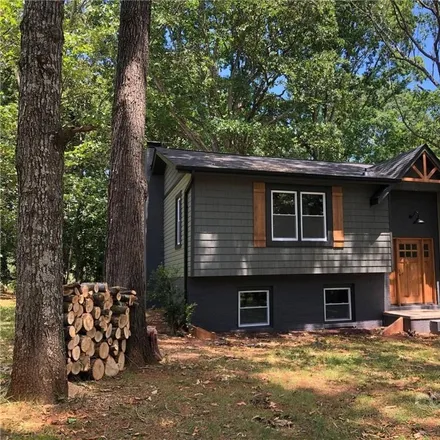 Buy this 3 bed house on 4628 Kings Court in Catawba County, NC 28602