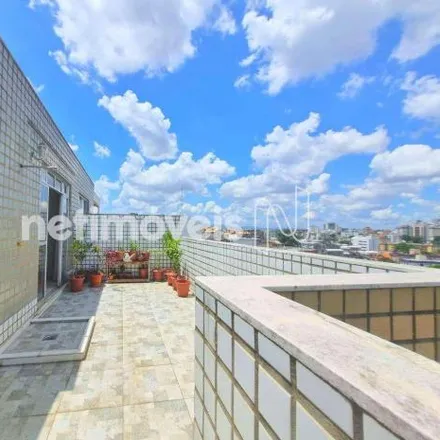 Buy this 2 bed apartment on Rua Mamede de Oliveira in Nova Esperança, Belo Horizonte - MG