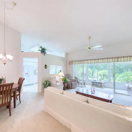 Image 6 - 3528 Birkdale Lane, Palm Harbor, FL 34684, USA - House for sale