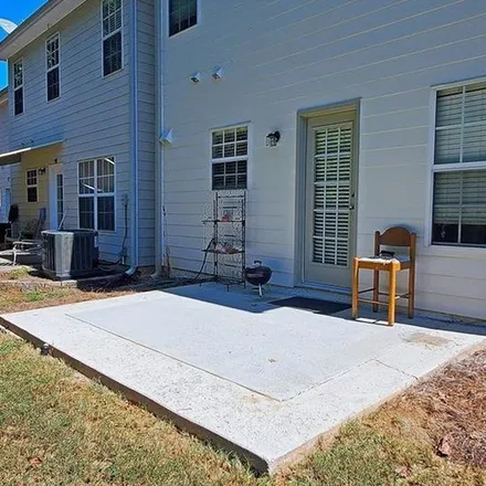 Rent this 3 bed apartment on 4721 Autumn Rose Trail in Gainesville, GA 30566