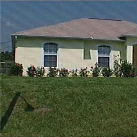 Rent this 3 bed house on 1499 Whitmore Street in Sebastian, FL 32958