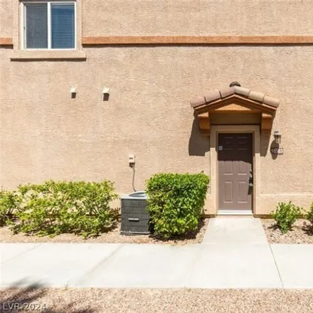 Rent this 3 bed townhouse on 10563 Gold Shadow Ave in Las Vegas, Nevada