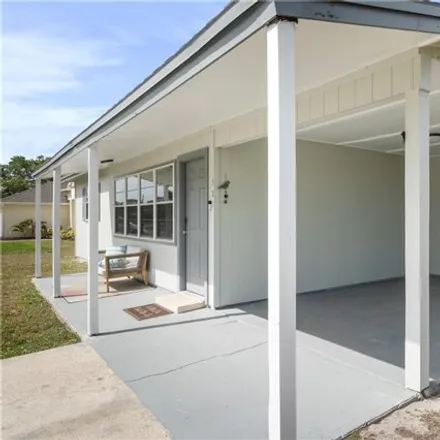 Image 3 - 523 Balboa Street, Sebastian, FL 32958, USA - House for rent