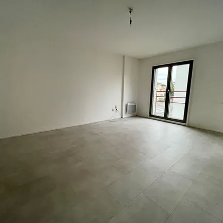 Image 3 - 42 Rue Chabert, 57000 Metz, France - Apartment for rent