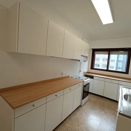 Rent this 4 bed apartment on Rua Infanta Dona Maria Lote 12 in 3030-330 Coimbra, Portugal