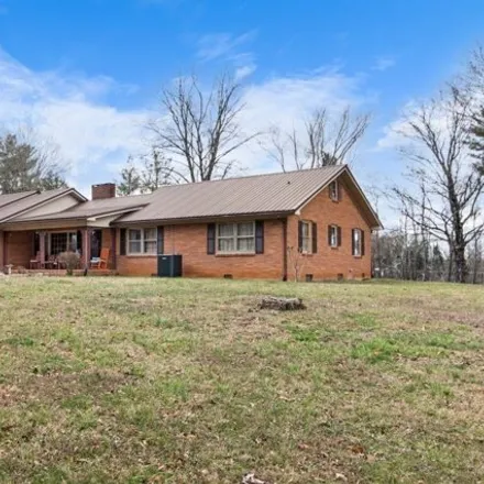 Image 2 - 143 Beech Hill Drive, Mount Leo, McMinnville, TN 37110, USA - House for sale