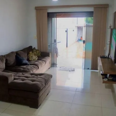 Buy this 3 bed house on Supermercado Super Golff in Rua Ernesto Gonçalves Mendes, Leonor
