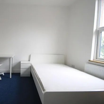 Rent this studio room on Valentines Road in London, IG1 4SA