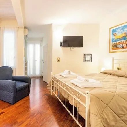 Image 6 - Bari, Italy - Apartment for rent