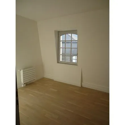Image 6 - 46 Rue des Perrières, 58000 Nevers, France - Apartment for rent