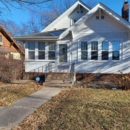 Buy this 2 bed house on 3206 North Humboldt Avenue in Minneapolis, MN 55412