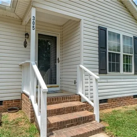 Image 3 - 305 Albertson Rd, Thomasville, North Carolina, 27360 - House for sale