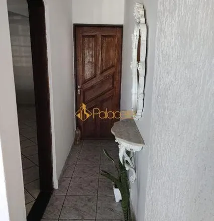 Buy this 2 bed house on Rua Treze de Maio in Crispim, Pindamonhangaba - SP