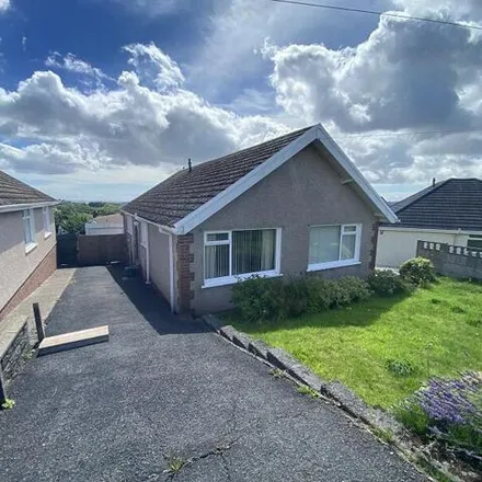 Buy this 3 bed house on Gellifawr Road in Swansea, SA6 7PN