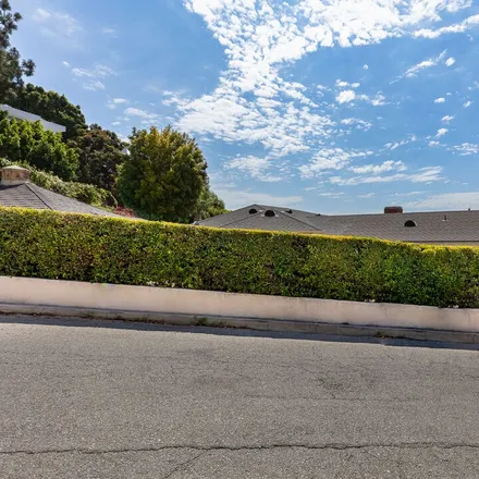 Image 4 - 1670 North Crescent Heights Boulevard, Los Angeles, CA 90069, USA - House for sale