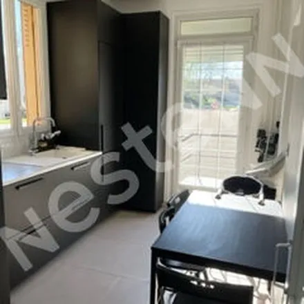 Rent this 4 bed apartment on 4 Rue du Général Gallieni in 93110 Rosny-sous-Bois, France