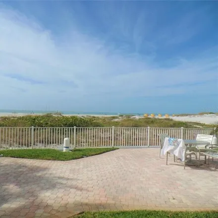 Image 3 - Dolphin Beach Resort, 4900 Gulf Boulevard, Saint Pete Beach, Pinellas County, FL 33706, USA - Condo for rent