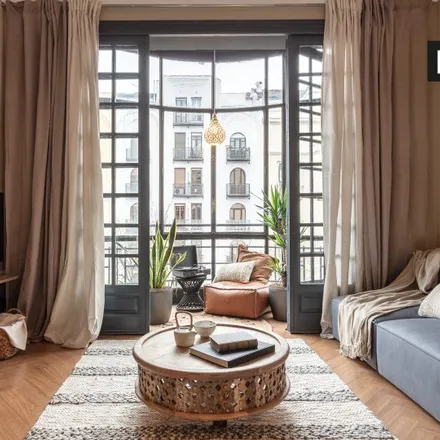 Rent this 3 bed apartment on Bankinter in Calle del Conde de Peñalver, 23
