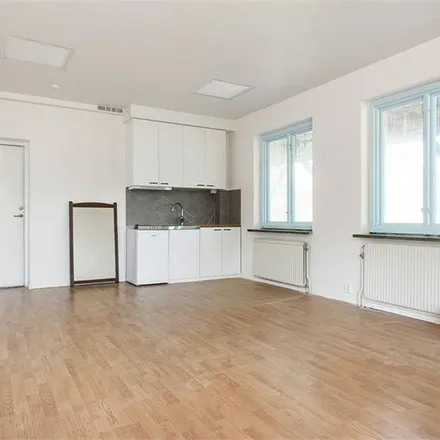 Rent this 1 bed apartment on Viggeby in Kungsvägen, 195 72 Rosersberg